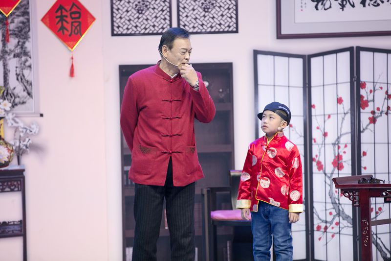 2018中國(guó)教育電(diàn)視(shì)台兒(ér)童藝術(shù)春晚 億點星藝術(shù)教育 鞠佰钊